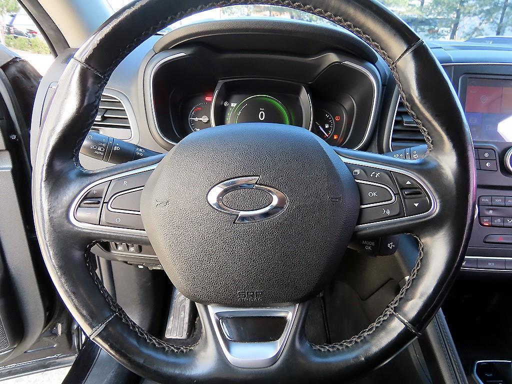 SAMSUNG QM6 - Vista 8