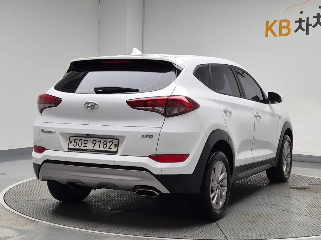 HYUNDAI Tucson - Vista 3