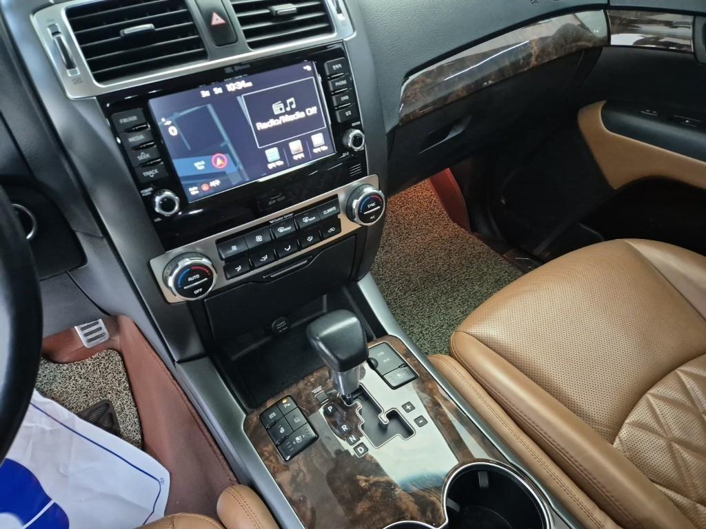 KIA Mohave - Vista 10