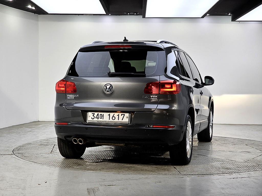 Volkswagen Tiguan - Vista 3