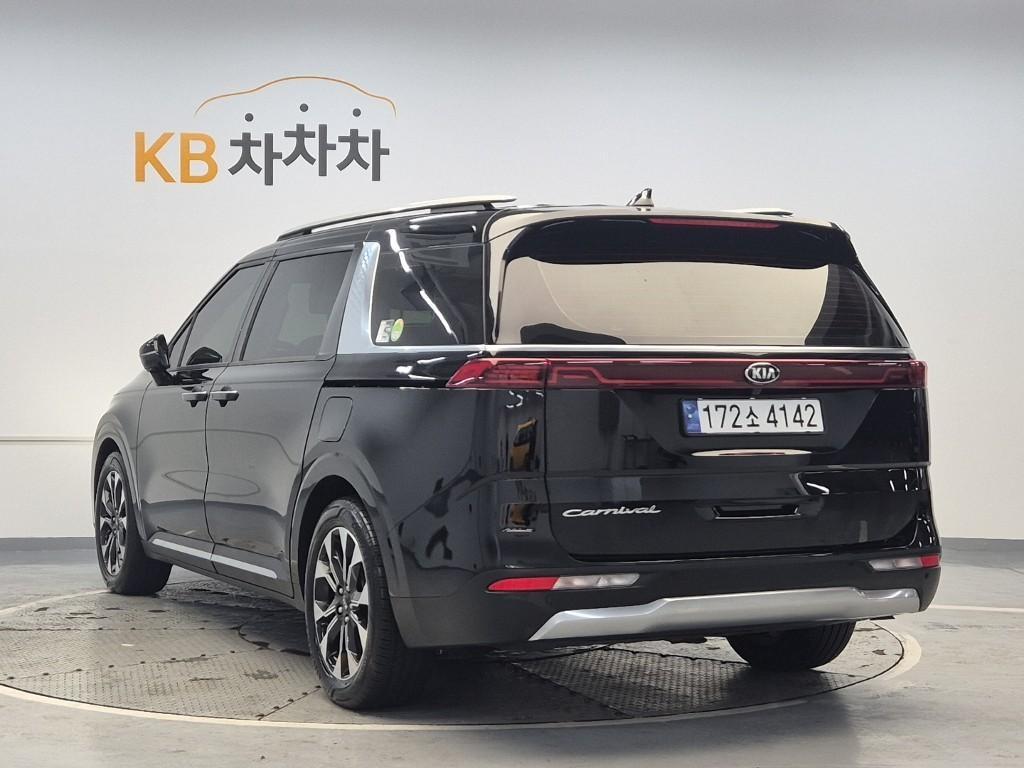 KIA Carnival - Vista 2