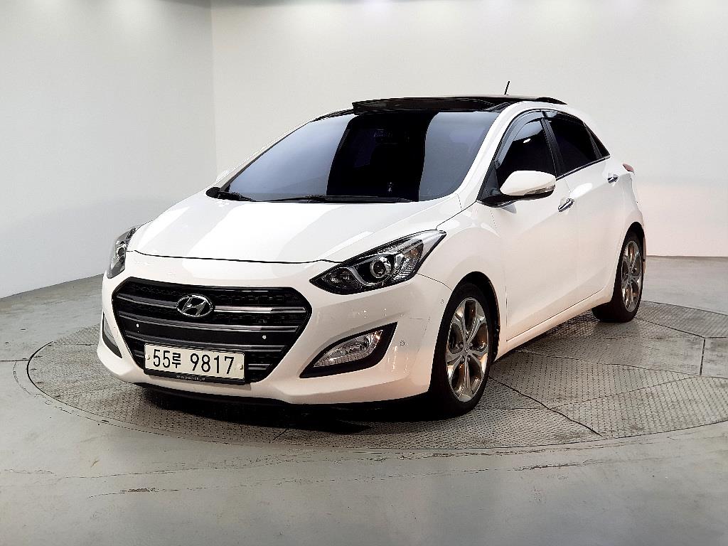 HYUNDAI i30 2012 Blanco - Importación desde Corea - HF Imports Iquique - Foto 1