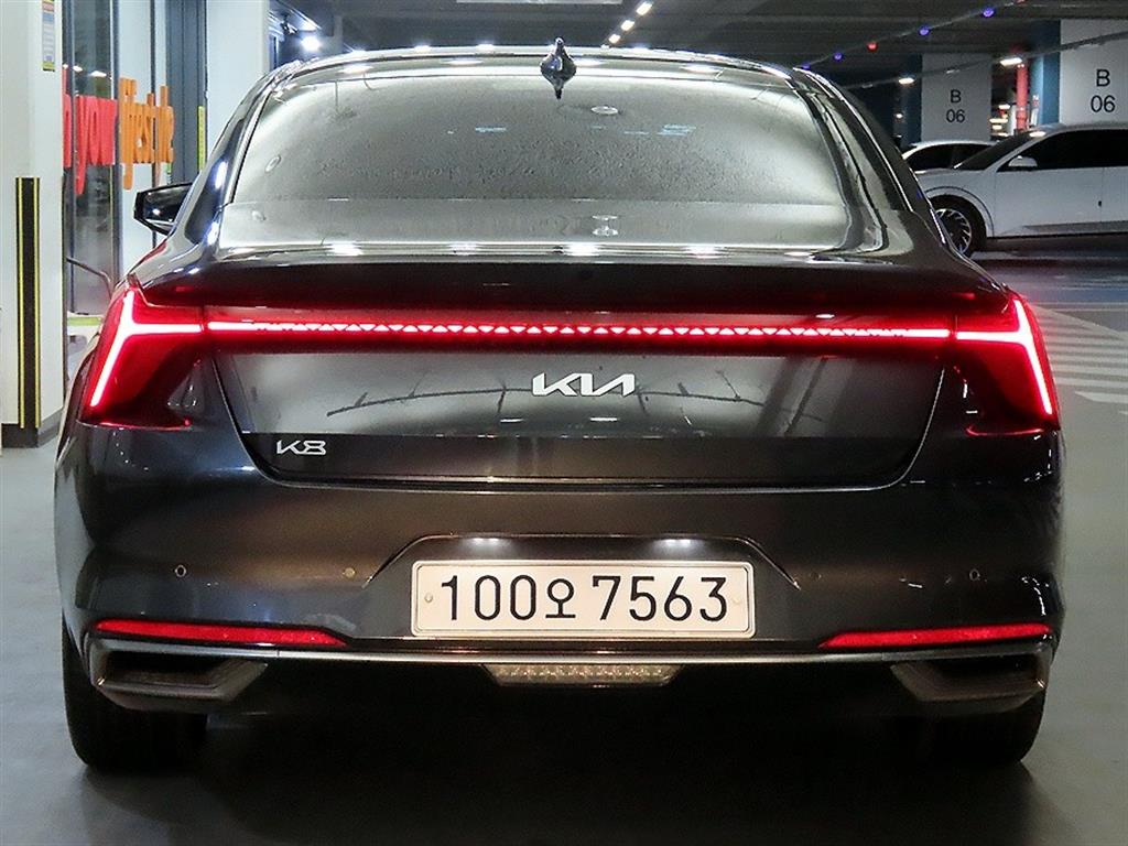 KIA K8 - Vista 5