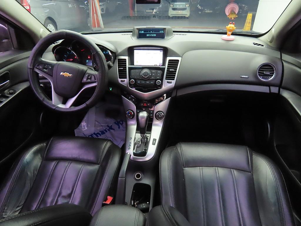 Chevrolet Cruise - Vista 5