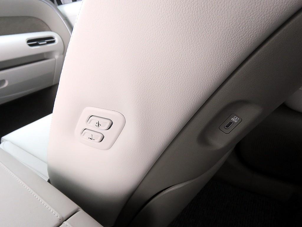 HYUNDAI Palisade - Vista 10