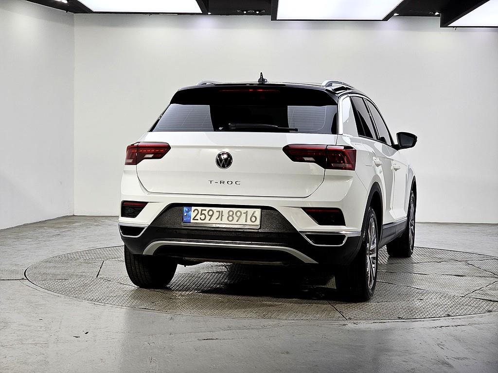 Volkswagen T-Roc - Vista 3