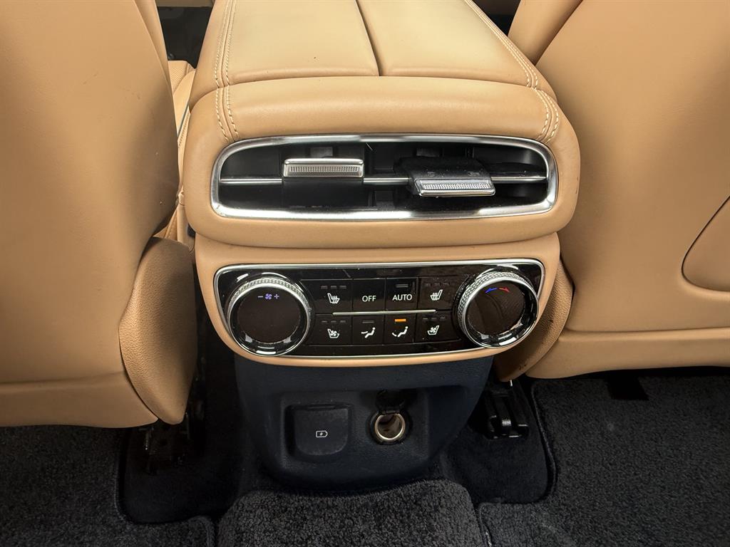 Genesis GV80 - Vista 12