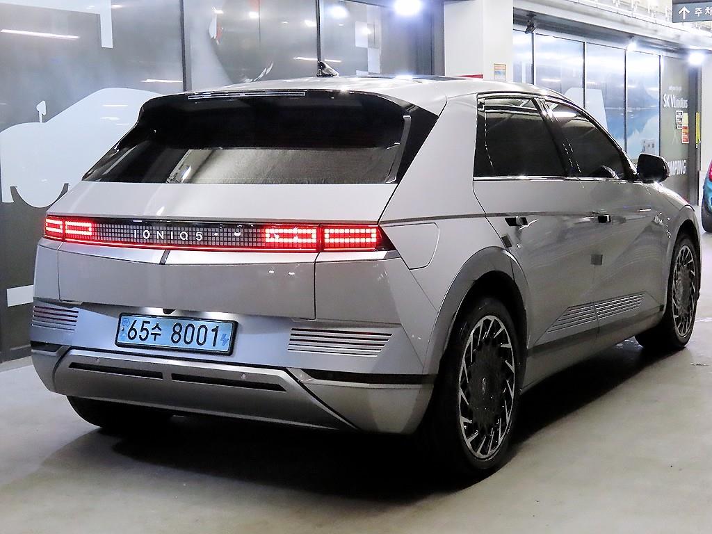 HYUNDAI Ioniq 5 - Vista 4