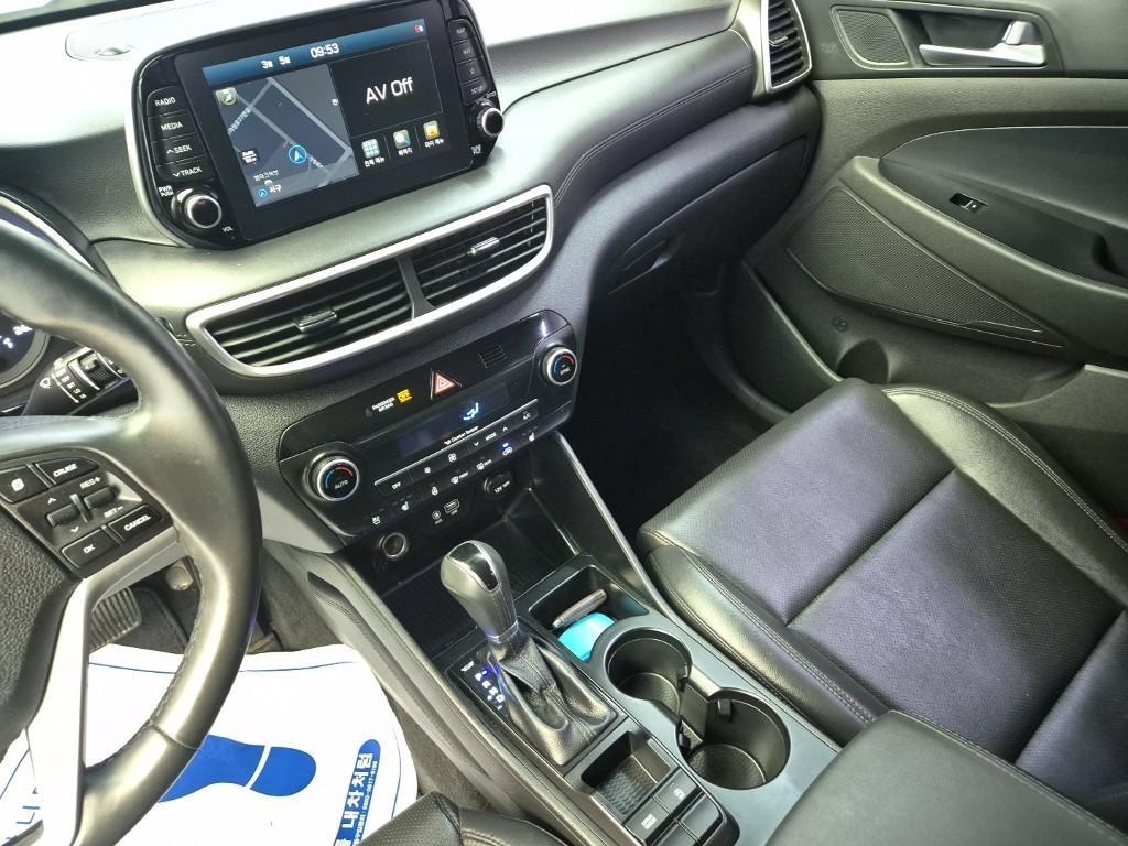 HYUNDAI Tucson - Vista 10