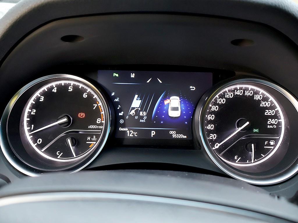 Toyota Camry - Vista 11
