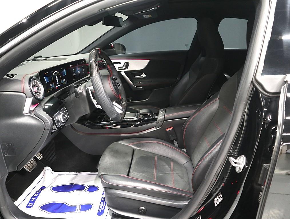 Mercedes Benz CLA Class - Vista 9