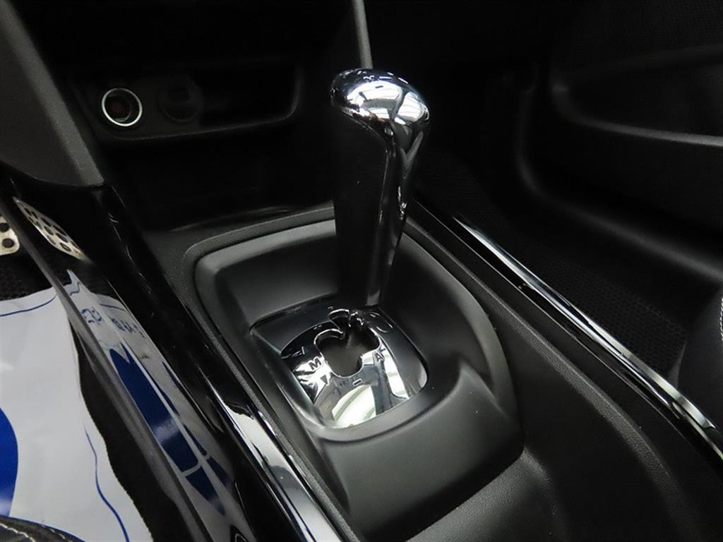 Peugeot 2008 - Vista 11