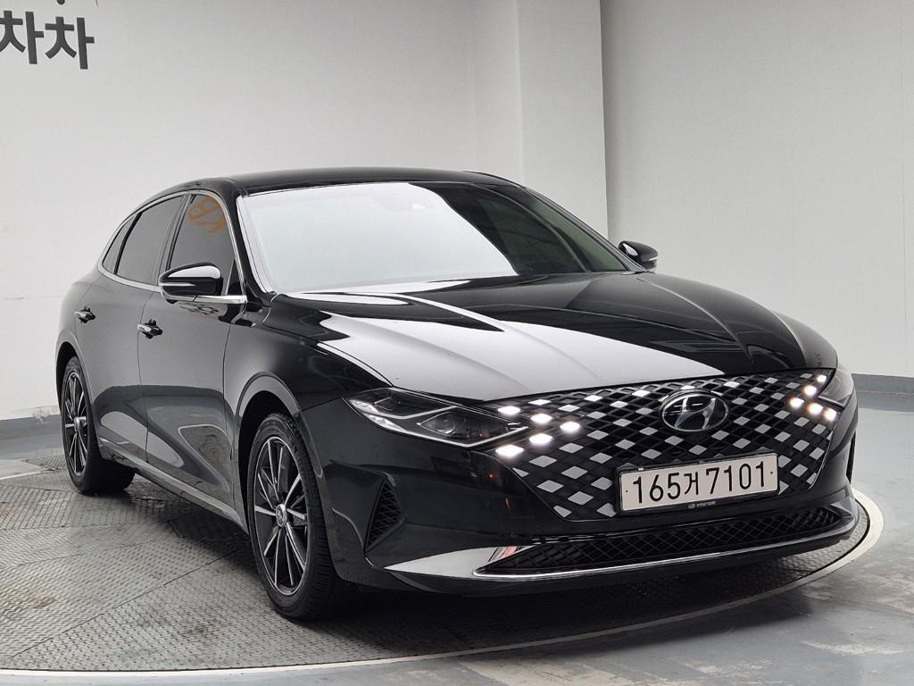 HYUNDAI Grandeur - Vista 4