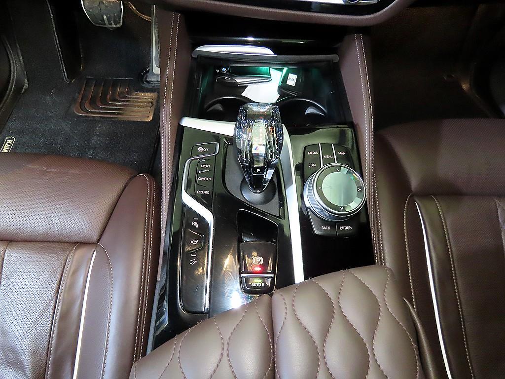 BMW Gran Turismo - Vista 12