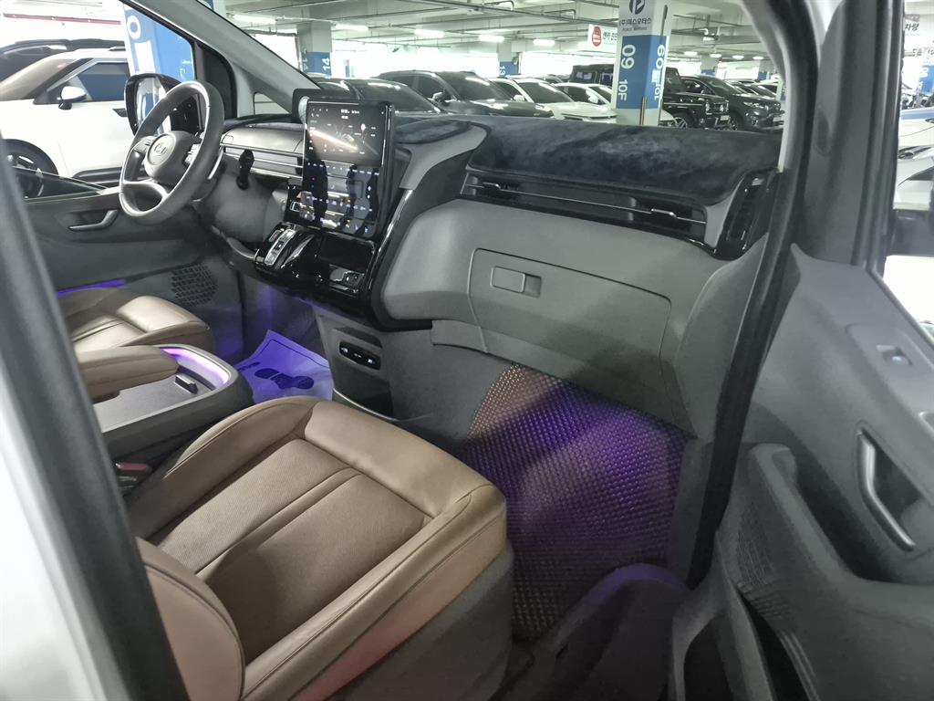 HYUNDAI Staria 2022 Blanco - Importación desde Corea - HF Imports Iquique - Foto 13