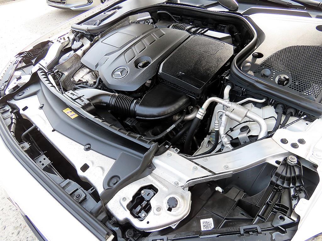 Mercedes Benz E class 2017 Blanco - Importación desde Corea - HF Imports Iquique - Foto 19