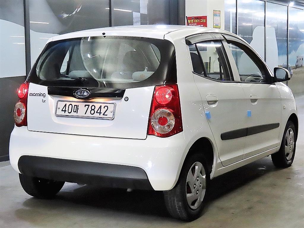 KIA Morning - Vista 4