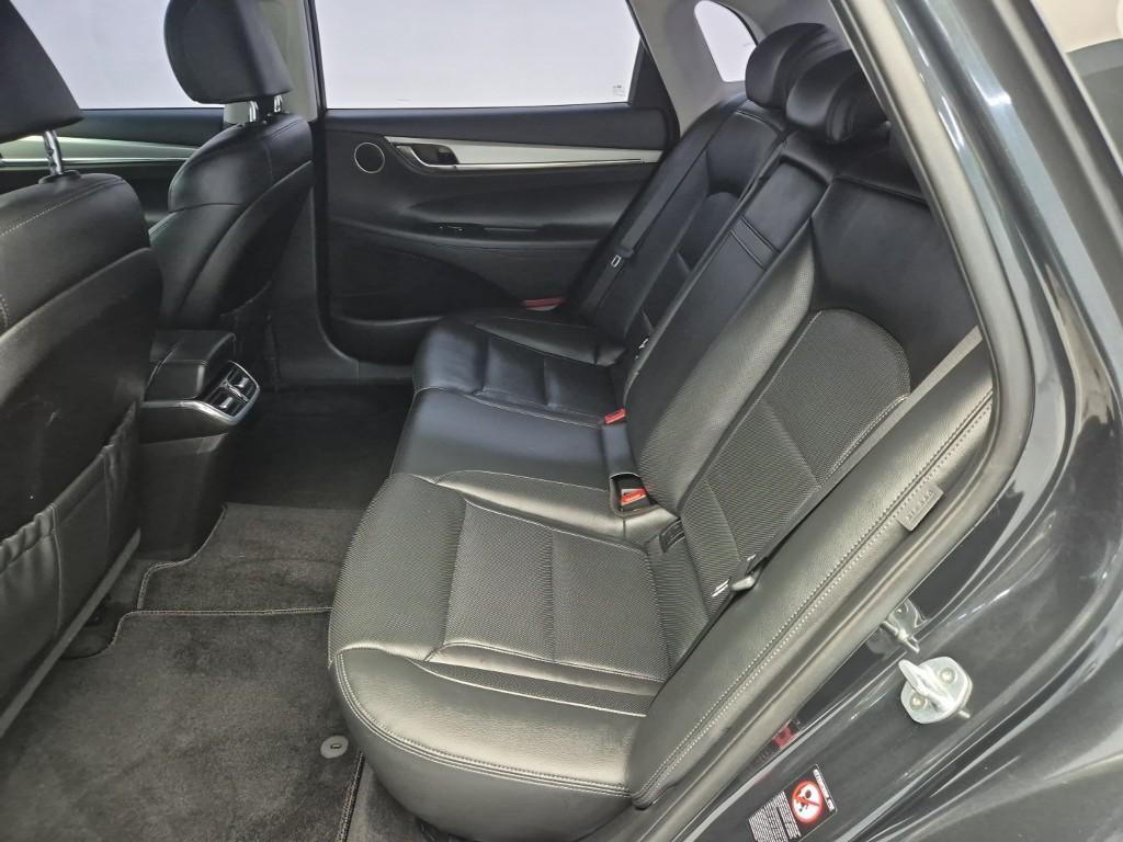 HYUNDAI Grandeur - Vista 12