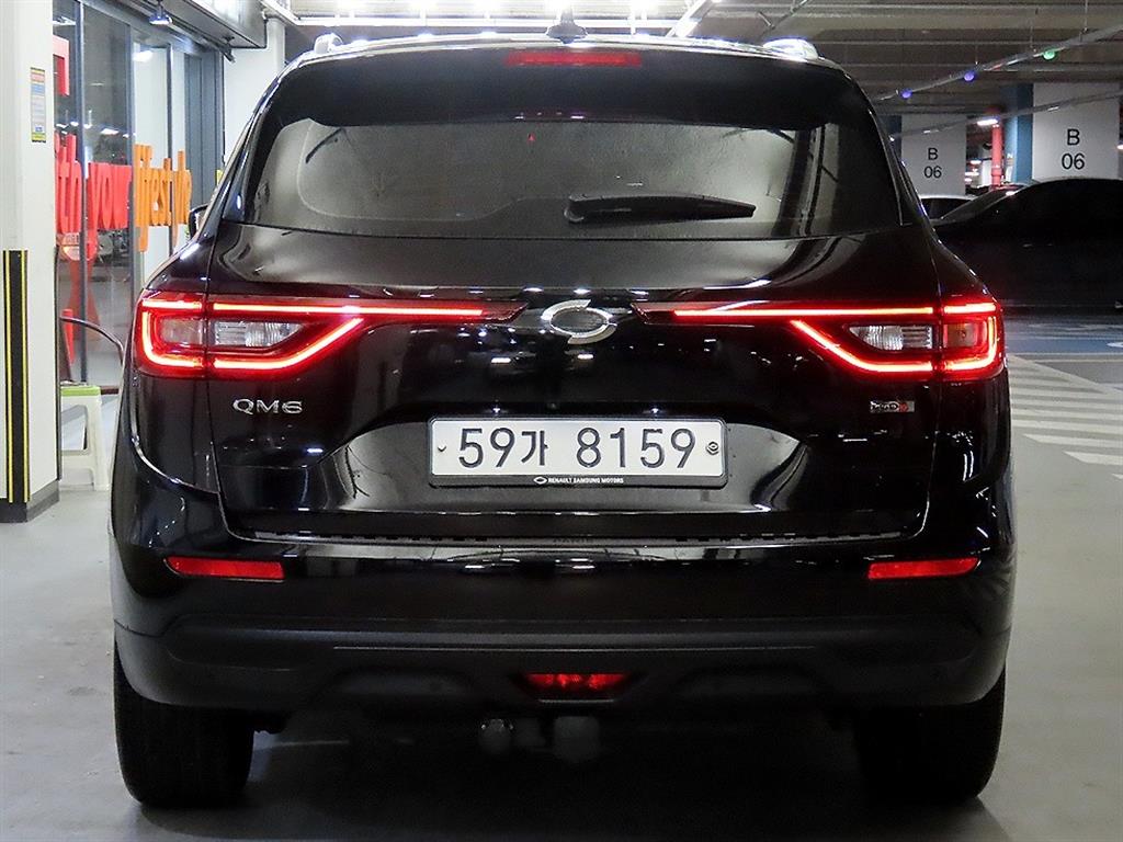 SAMSUNG QM6 - Vista 5