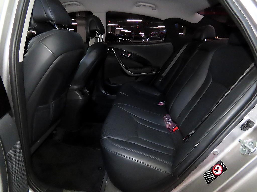 HYUNDAI Grandeur - Vista 7