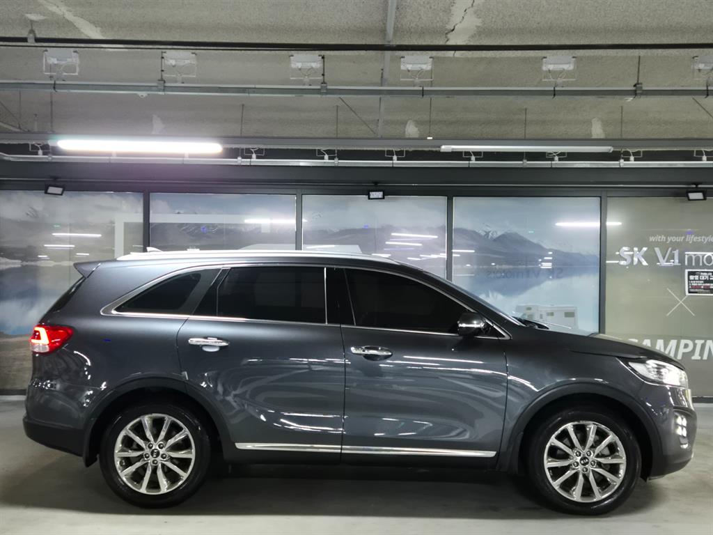KIA Sorento - Vista 3