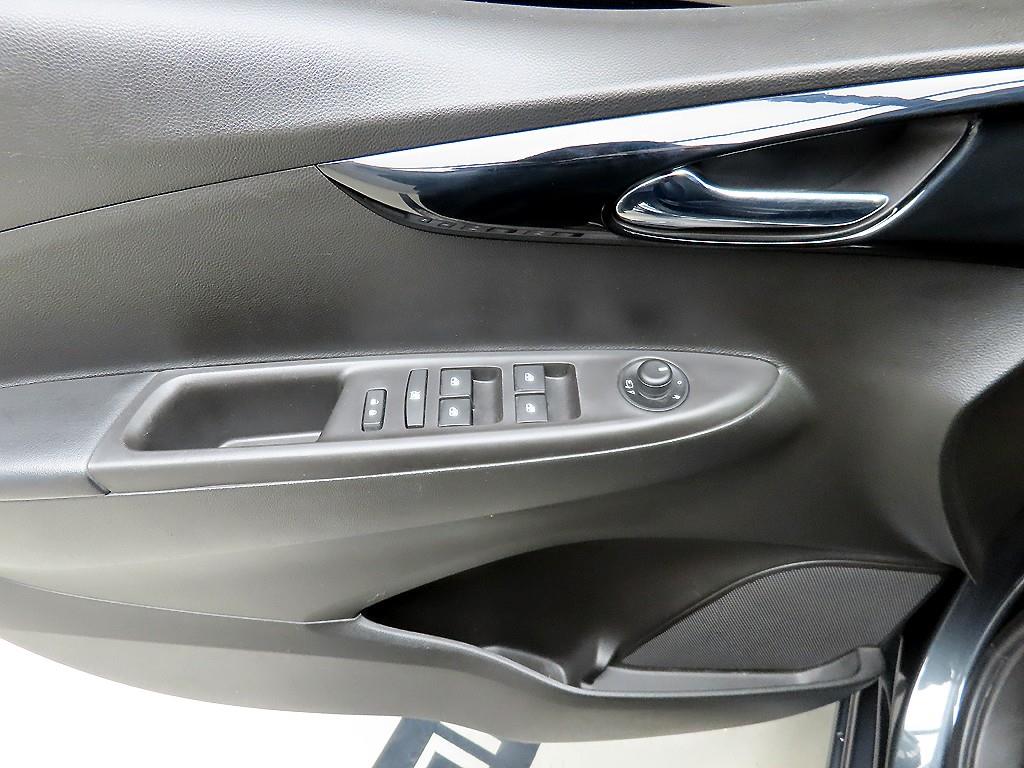 Chevrolet Spark - Vista 11