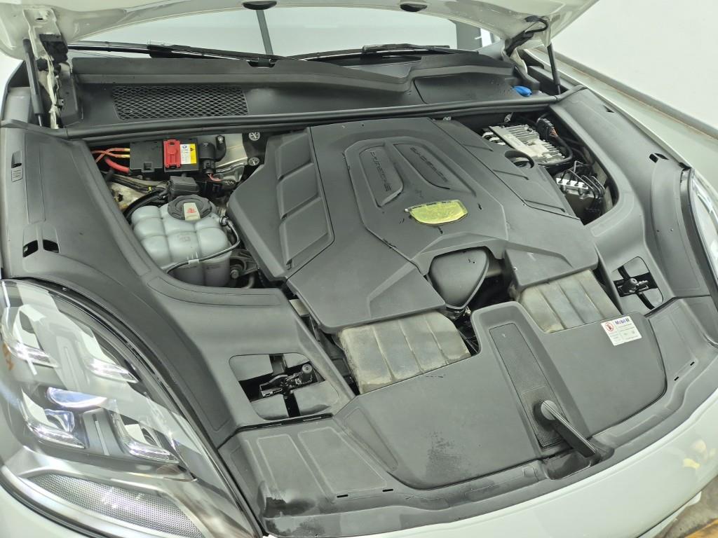 Porsche Cayenne - Vista 6