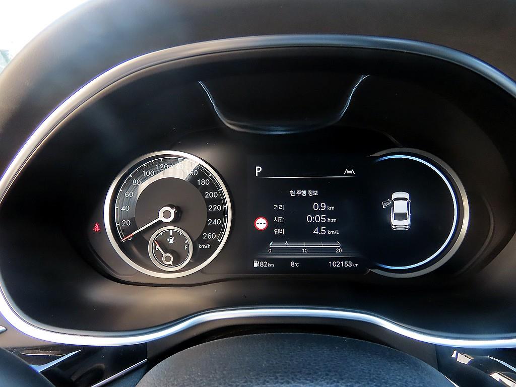 Genesis G80 - Vista 9