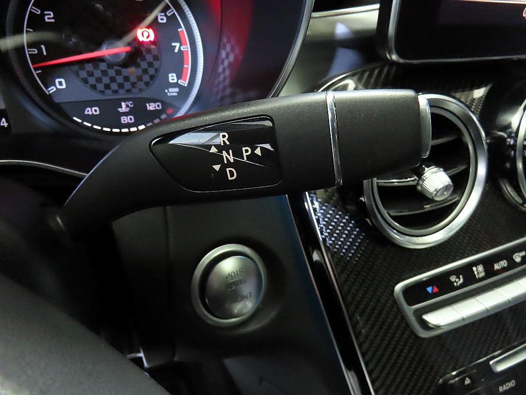 Mercedes Benz GLC Class - Vista 12