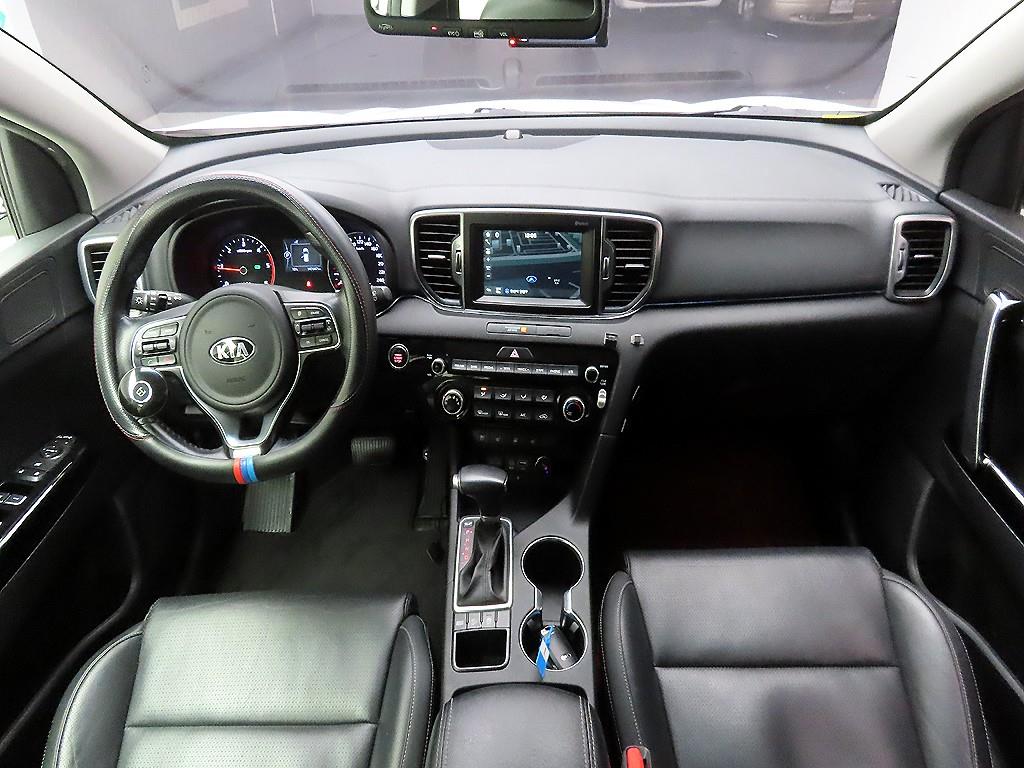 KIA Sportage - Vista 8