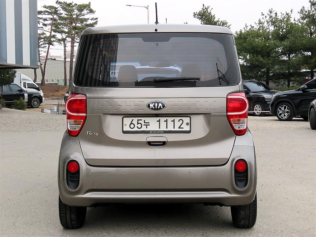 KIA Ray - Vista 4