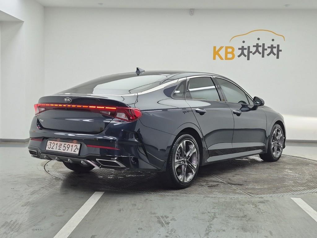 KIA K5 - Vista 4