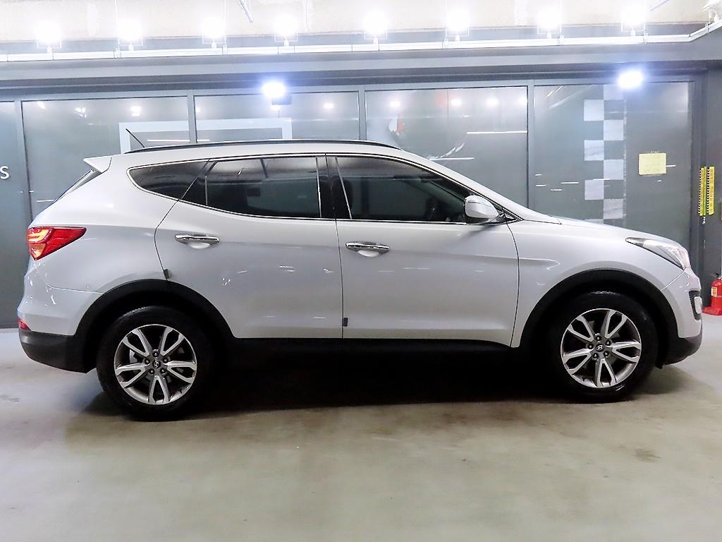 HYUNDAI Santa Fe - Vista 3