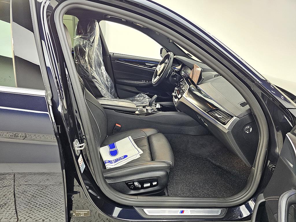 BMW 5 Series - Vista 11