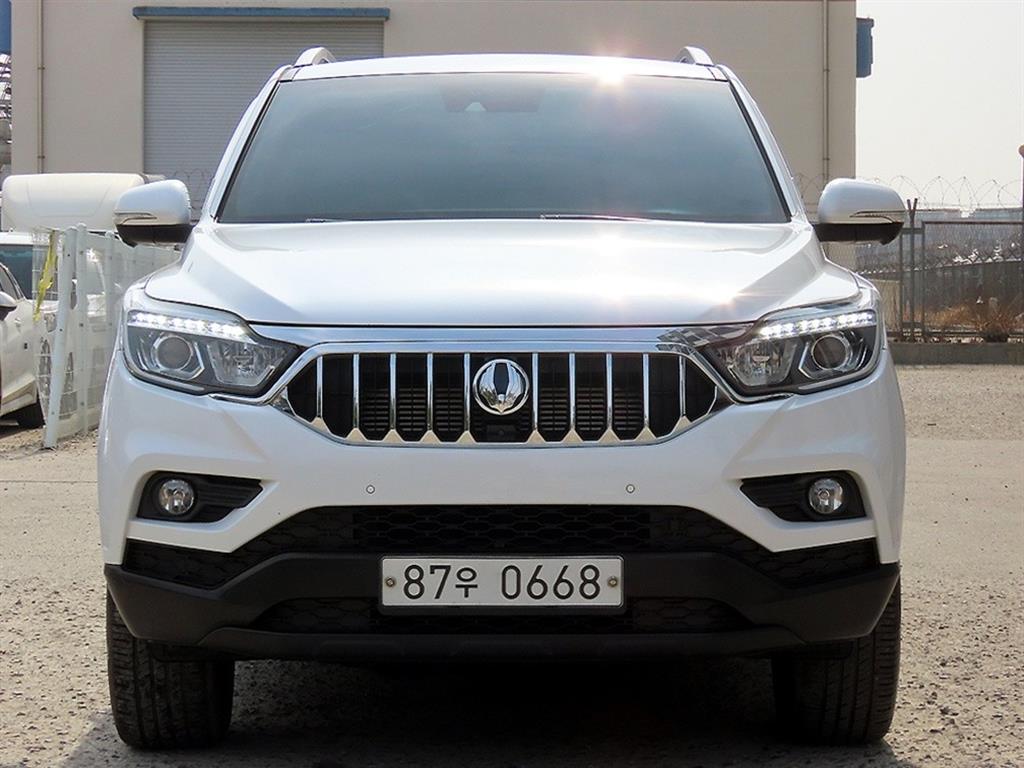 Ssangyong Rexton 2019 Blanco - Importación desde Corea - HF Imports Iquique - Foto 1