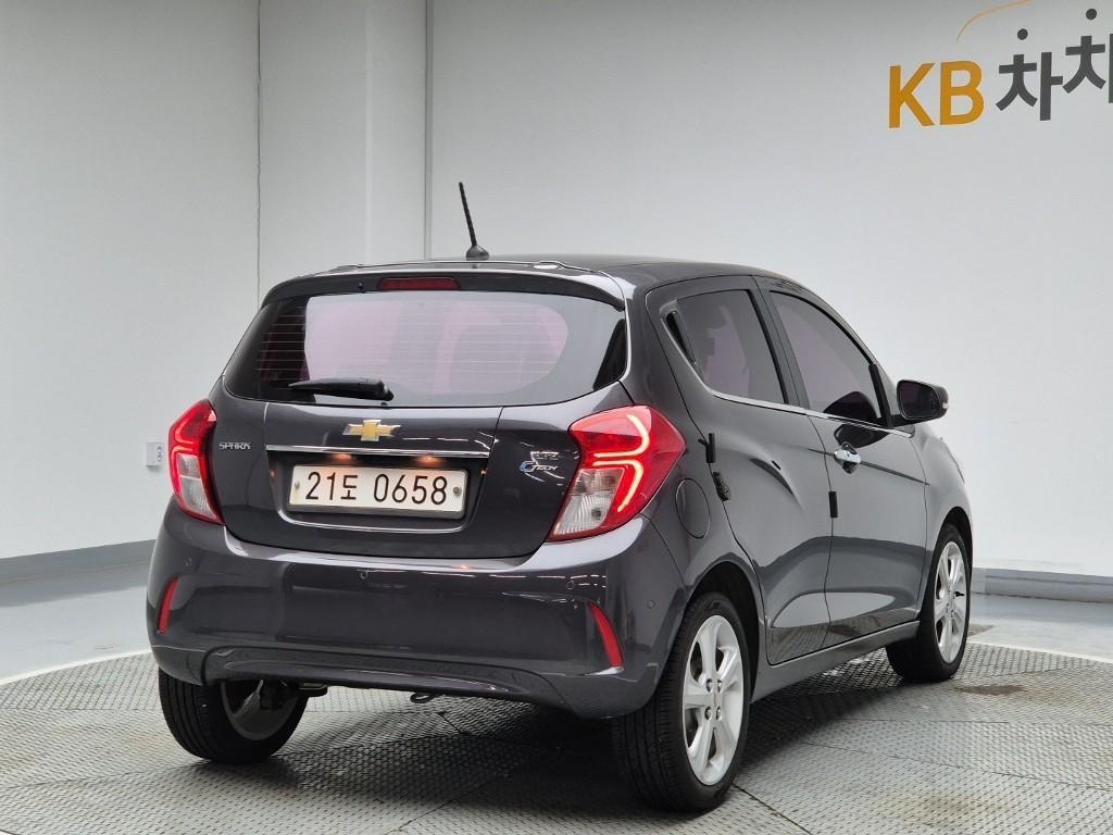 Chevrolet Spark - Vista 2
