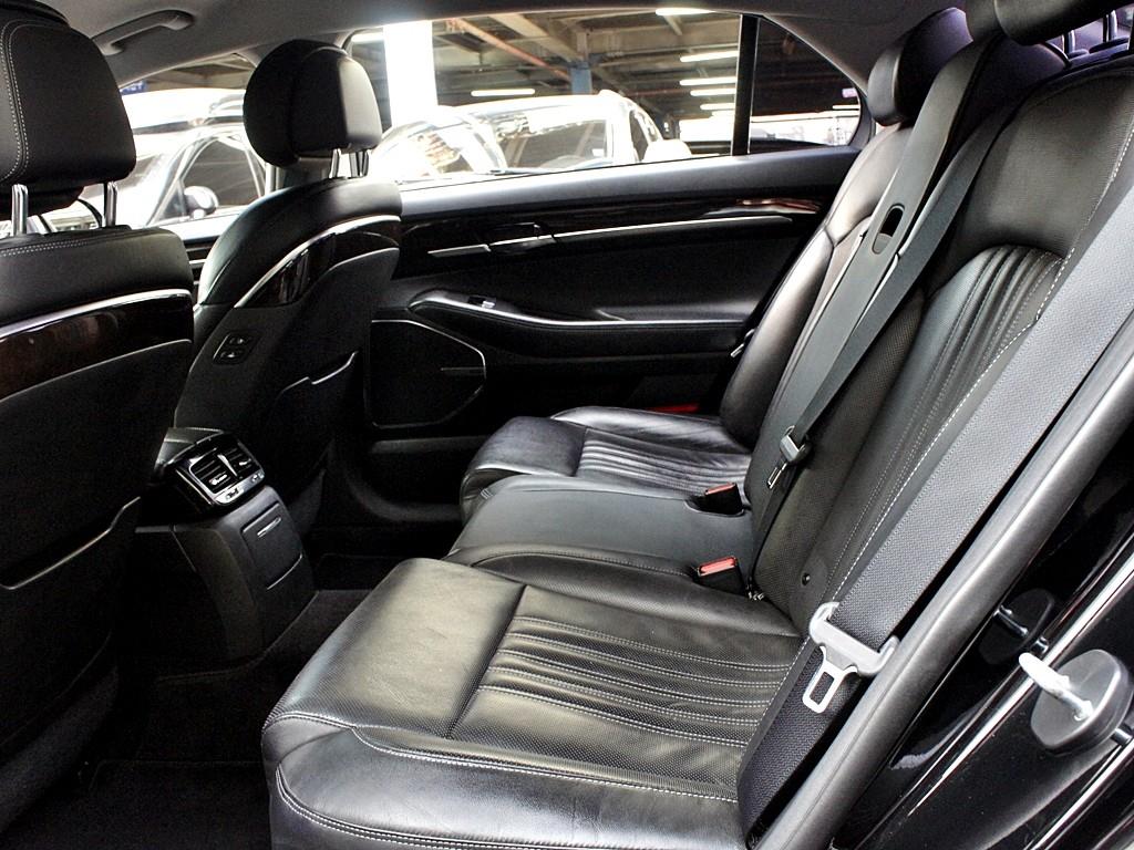 Genesis EQ900 - Vista 11