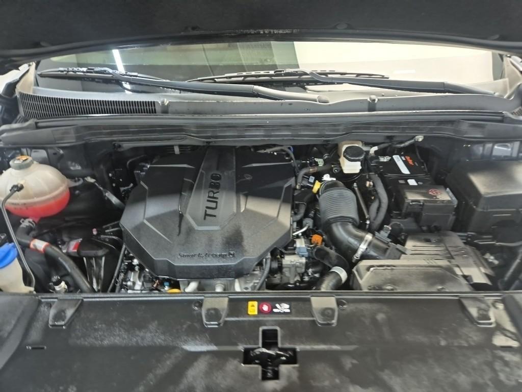 KIA Carnival - Vista 5