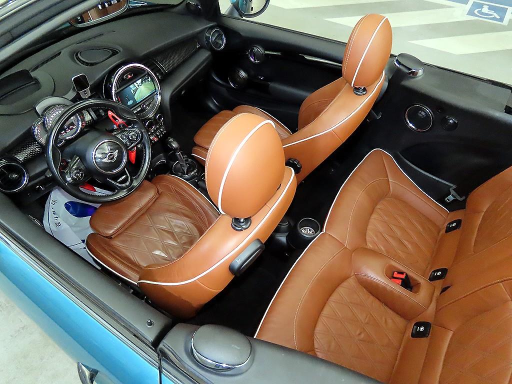 Mini Cooper Convertible - Vista 10