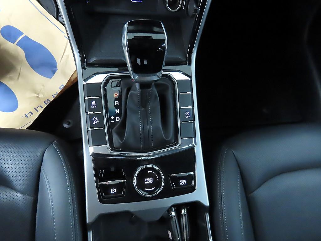 Ssangyong Korando - Vista 10