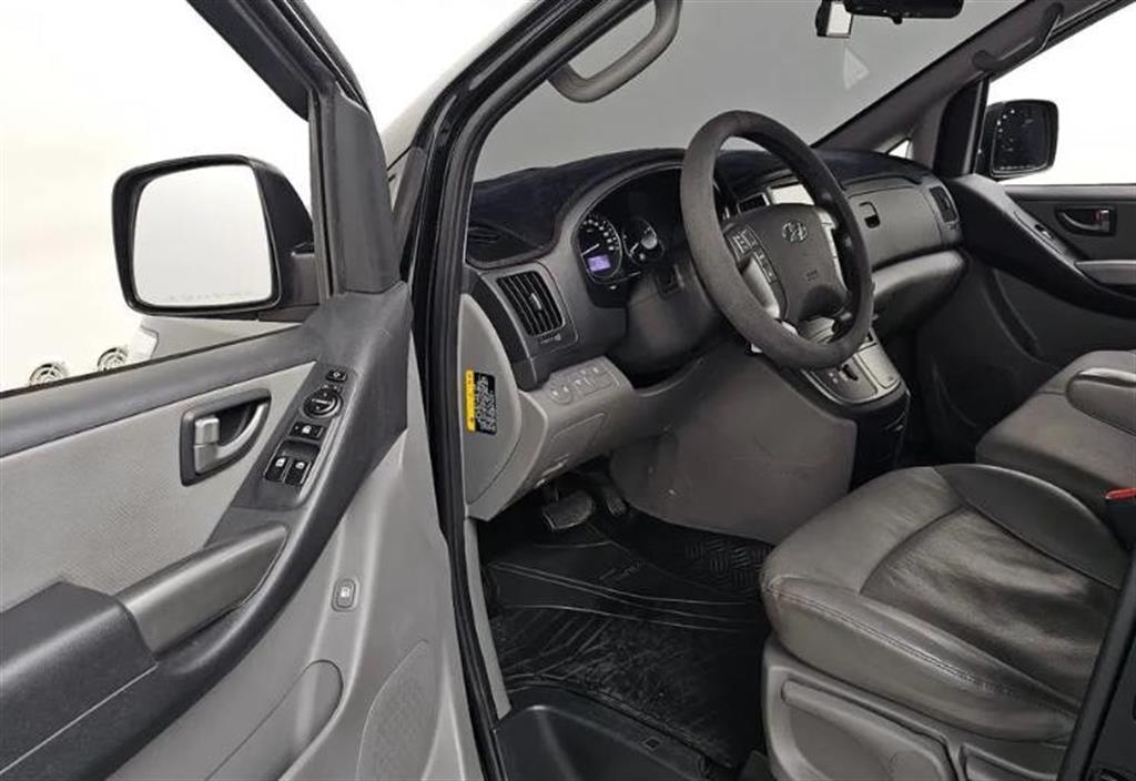 HYUNDAI Starex 2020 Negro - Importación desde Corea - HF Imports Iquique - Foto 8