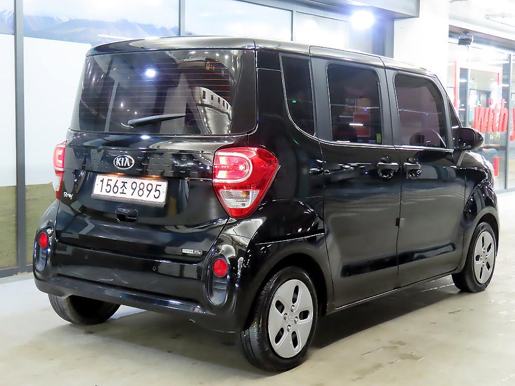KIA Ray - Vista 4