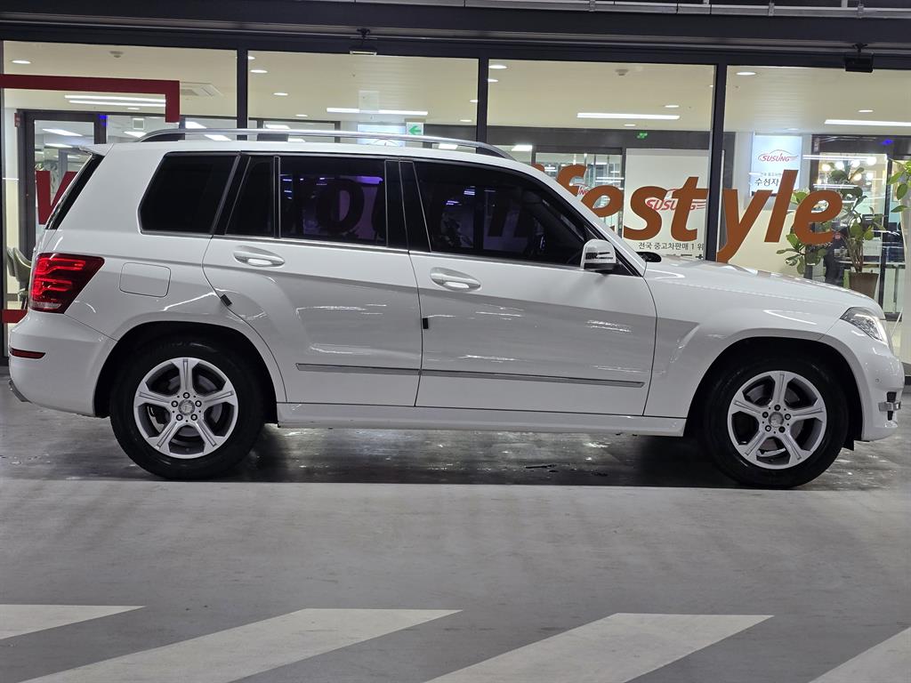 Mercedes Benz GLK Class - Vista 3