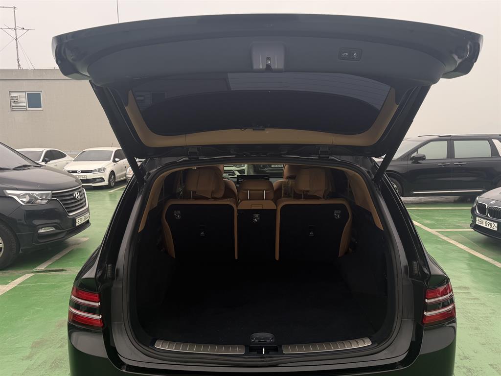 Genesis GV80 - Vista 6