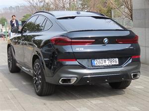 BMW X6 - Vista 8