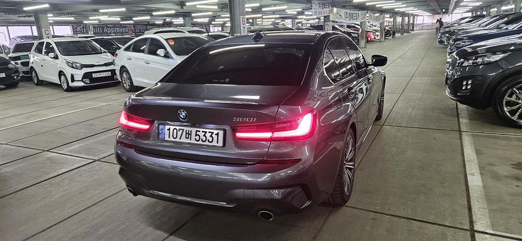 BMW 3 series - Vista 4