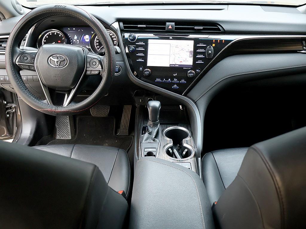 Toyota Camry - Vista 9