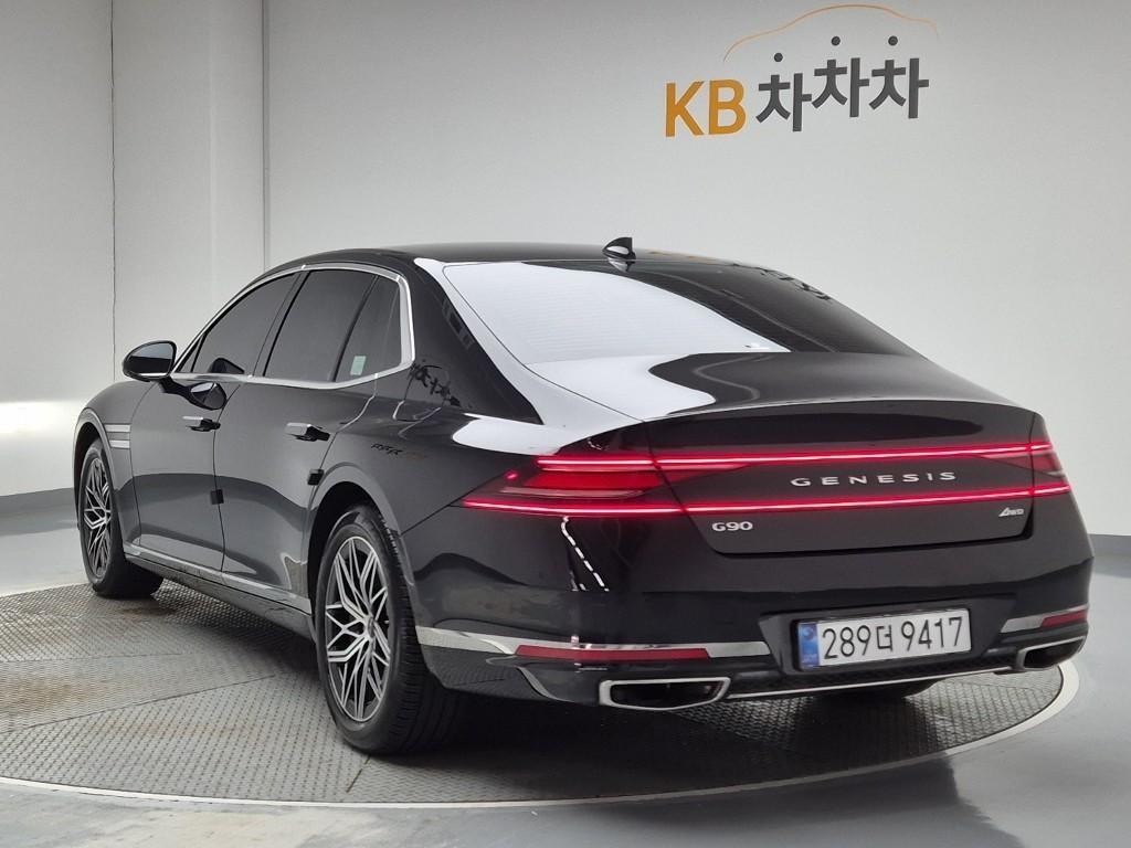Genesis G90 - Vista 2