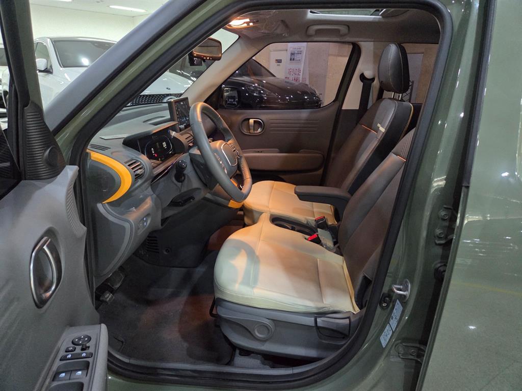 HYUNDAI Casper - Vista 6