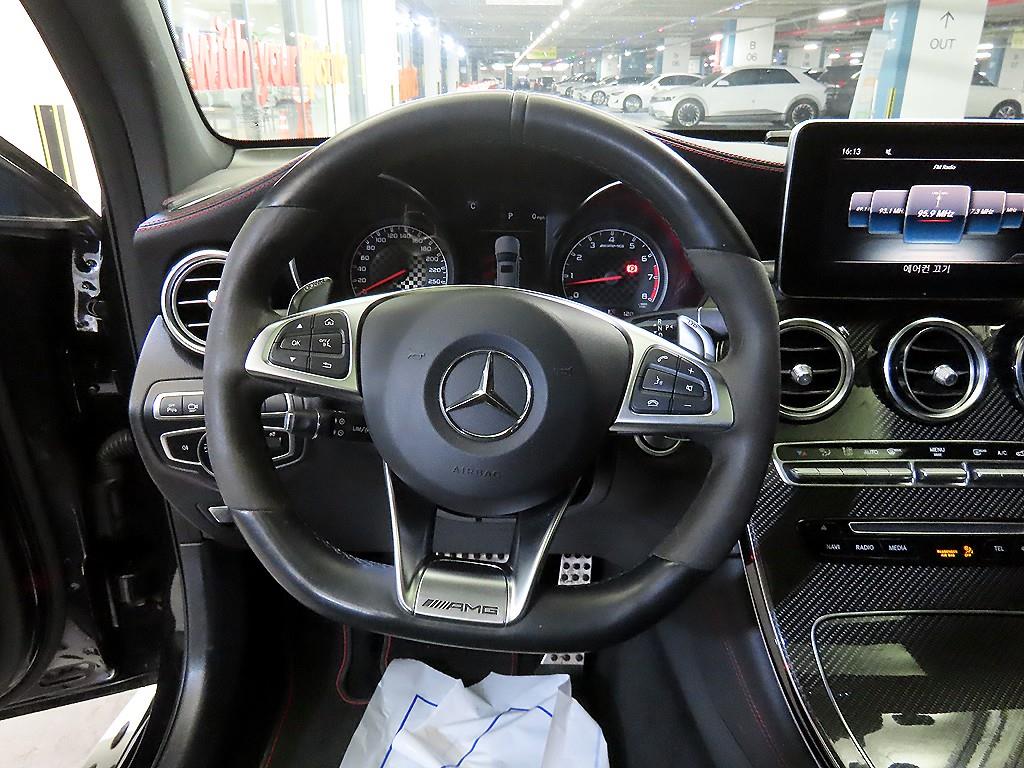 Mercedes Benz GLC Class - Vista 8